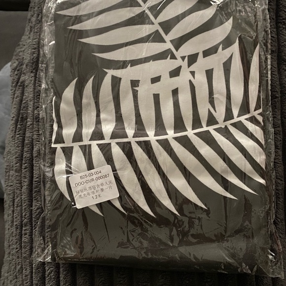 🆕 MioCloth Lightproof Decorative Privacy Curtain for Bunk Bed Cover Curtain 🆕 - Picture 4 of 5